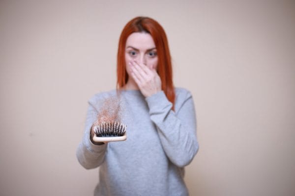 Queda de cabelo: quando devo me preocupar com isso?