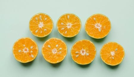 a laranja é um alimento que possui vitamina c
