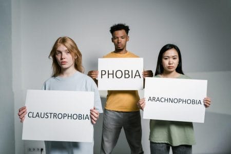 O que é fobia? Conheça as causas, sintomas, tipos e tratamento
