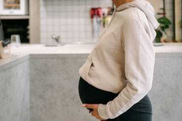 mulher grávida para representar a depressão perinatal